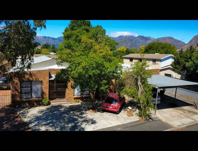 4 BEDROOM HOUSE FOR SALE IN KLEIN PARYS